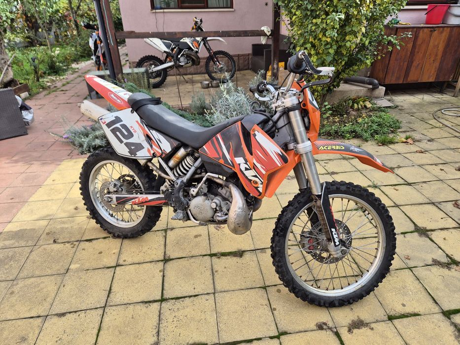Vând 3 motociclete KTM – 300 EXC, 125SX și 65 SX – 2 timpi