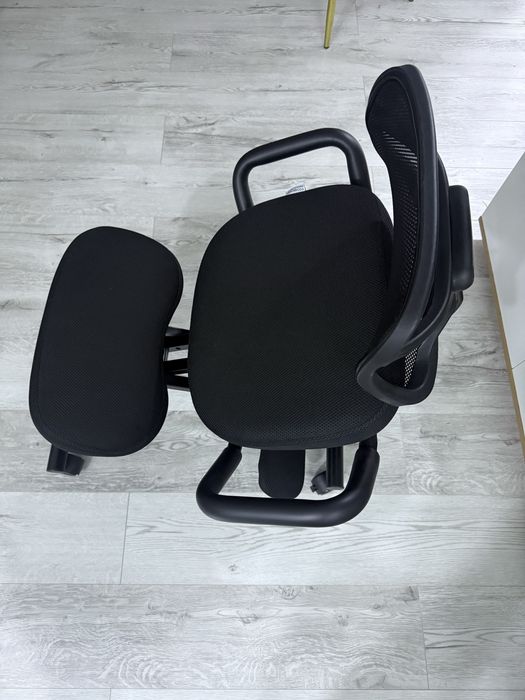 Продам коленный ортопедический стул