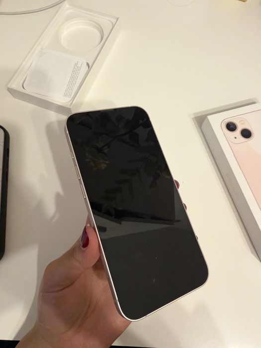 iPhone 13 + 2 huse MOBILFOX