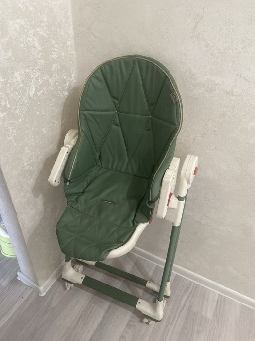 Детский стол ilovi