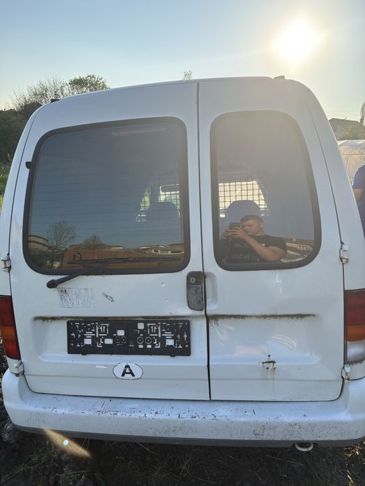 Продава се на части Volkswagen Caddy SDI-1.9
