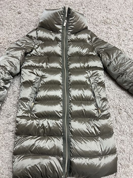 Продам куртки (р.42)Guess