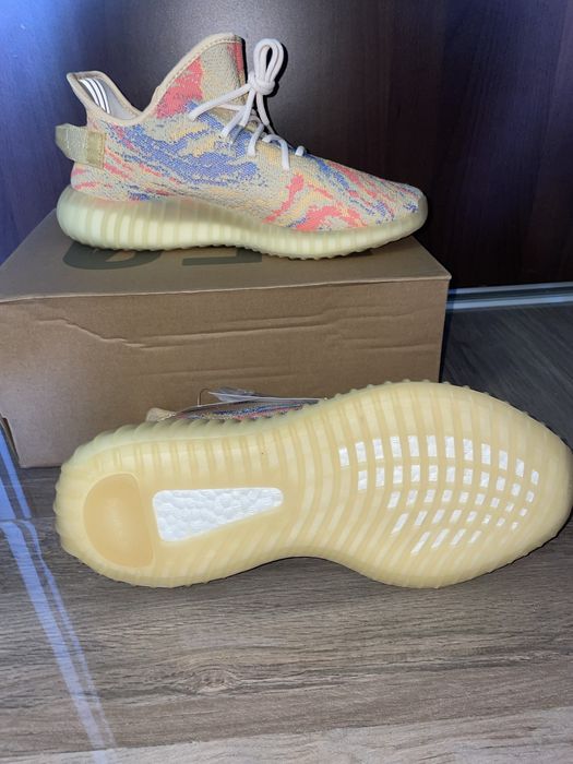 Yeezy Boost 350v2