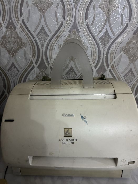 Принтер лазерный бу