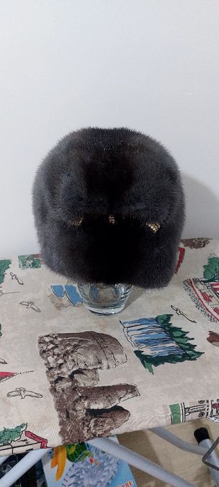 Продам женские шапки