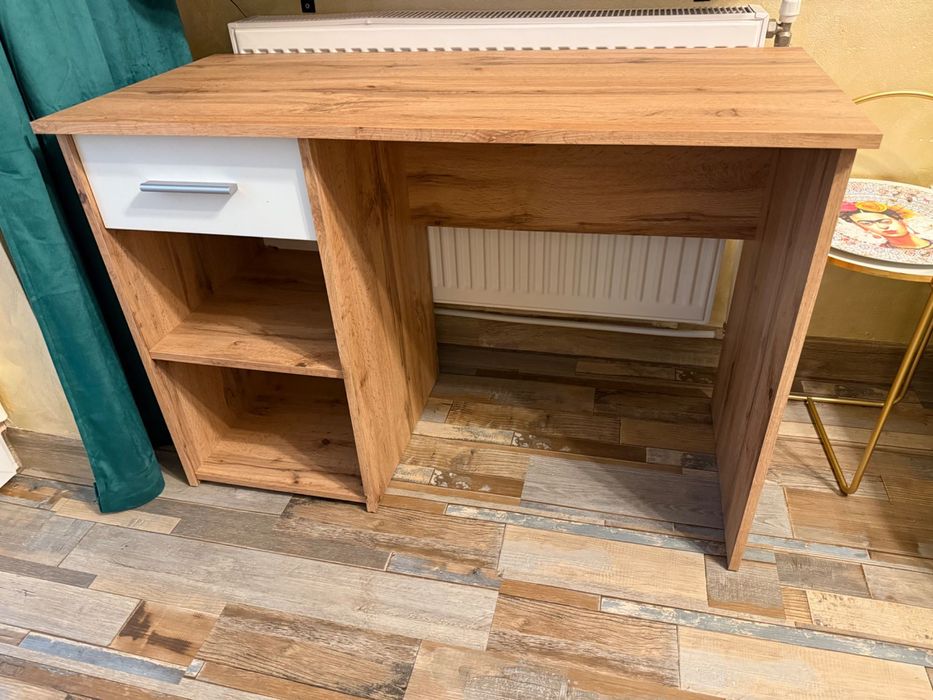 Birou în stare foarte bună