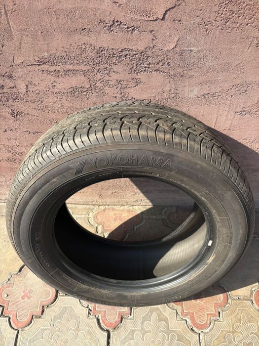 Продам одно колесо 215/60/16 YOKOHAMA