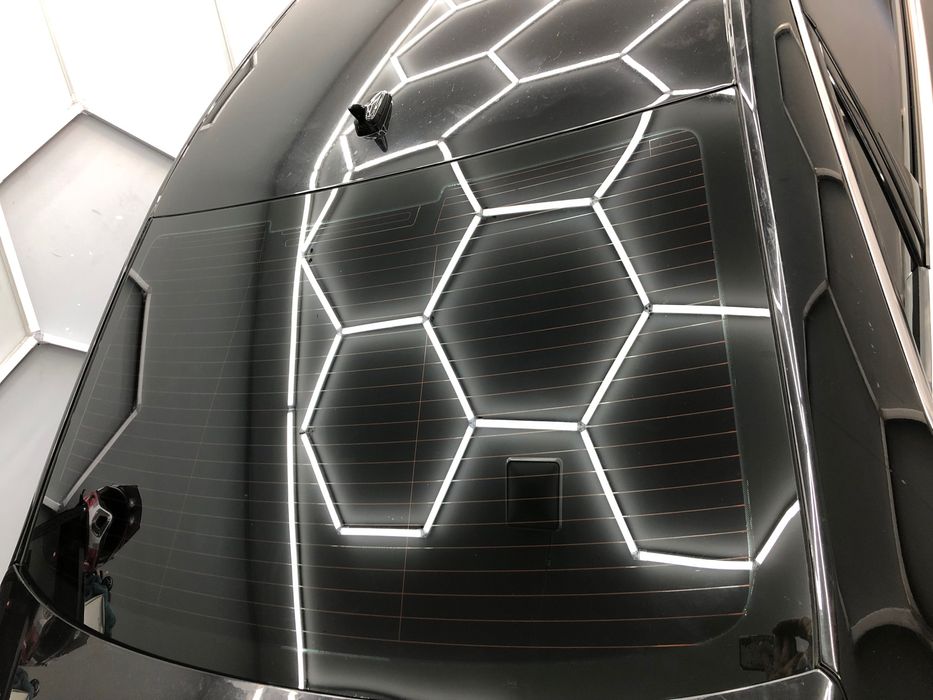 Обучения за фолиране на авто-стъкла