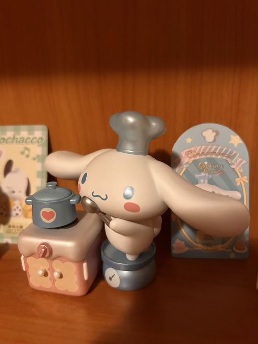 Set figurine Miniso