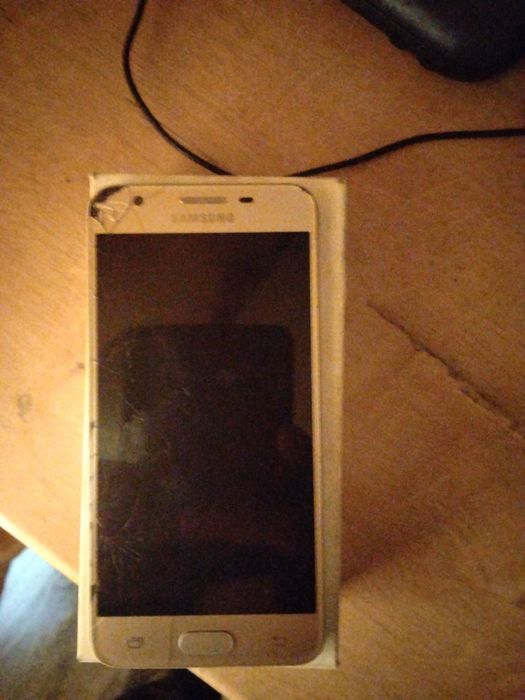 Продам телефон Samsung