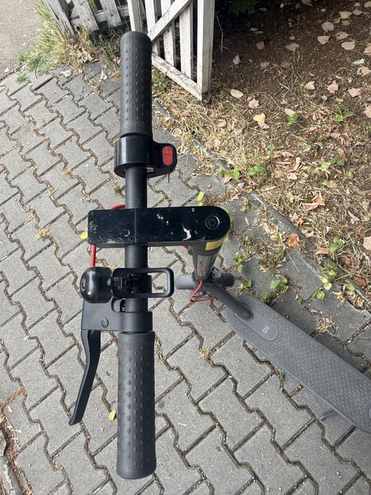 Xiaomi Mi Electric Scooter Pro 2 (Impecabila).