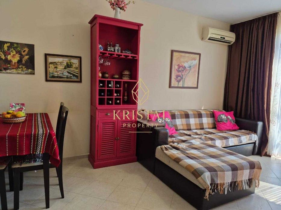 Продава се Двустаен апартамент в к.к. Слънчев бряг - 55 кв.м за 960 €/кв.м - Снимка #1