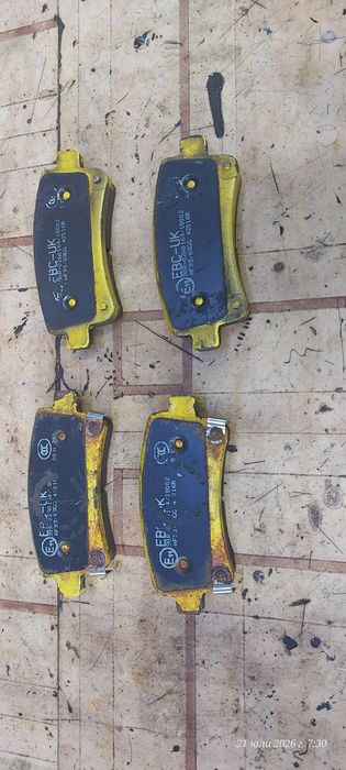 Предни и задни накладки EBC RedStuff Opel Insignia OPC
За 355мм предни дискове