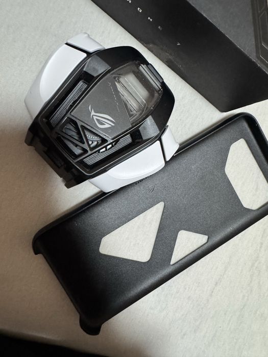 Asus Rog Phone 7 + cooler
