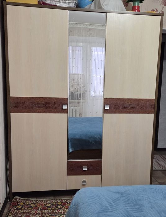 Спальный гарнитур