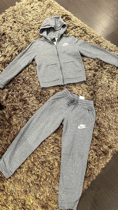 Детски анцунг Nike