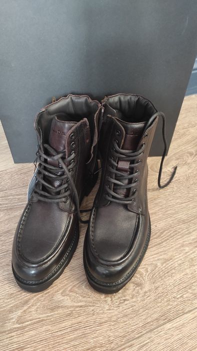 Продам ботинки мужские 40р