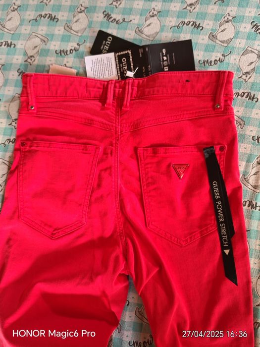 Оргинални дънки     GUESS