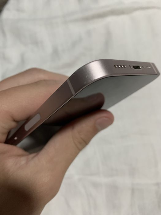 Vand iPhone 13 mini Roz!!!