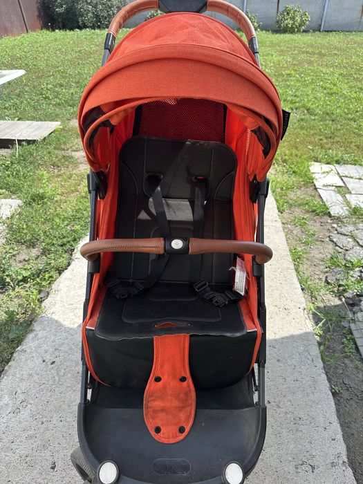 Продам детскую летнюю коляску