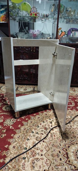 Тумбочка под мойку посуды