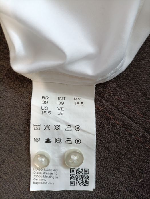 Hugo boss  бяла риза М размер