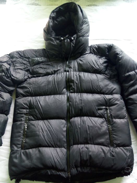 Norrona-пухенка-черна