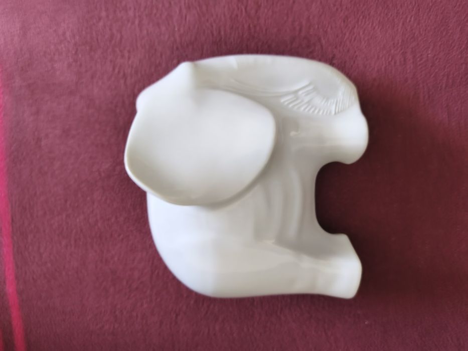 Decoratiune ceramica elefant