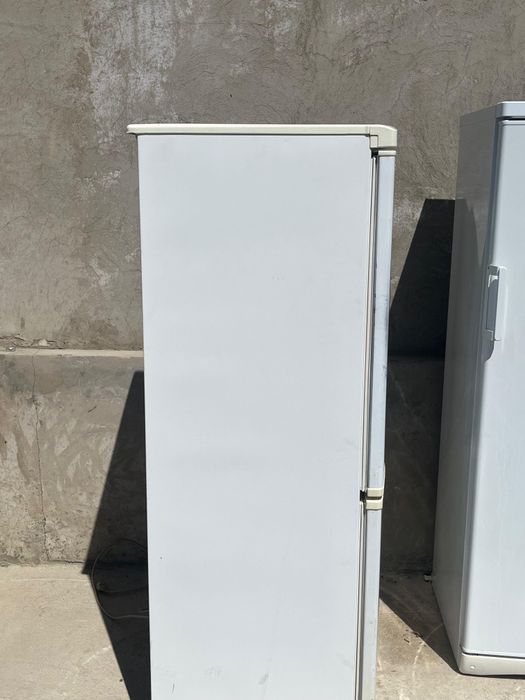 Продается холодильник !