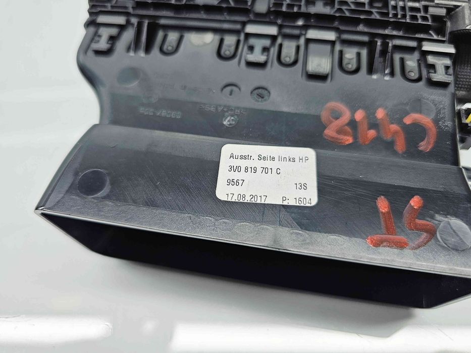 Grila aerisire stanga Skoda Superb III (3V3) [Fabr 2015-prezent] 3V08