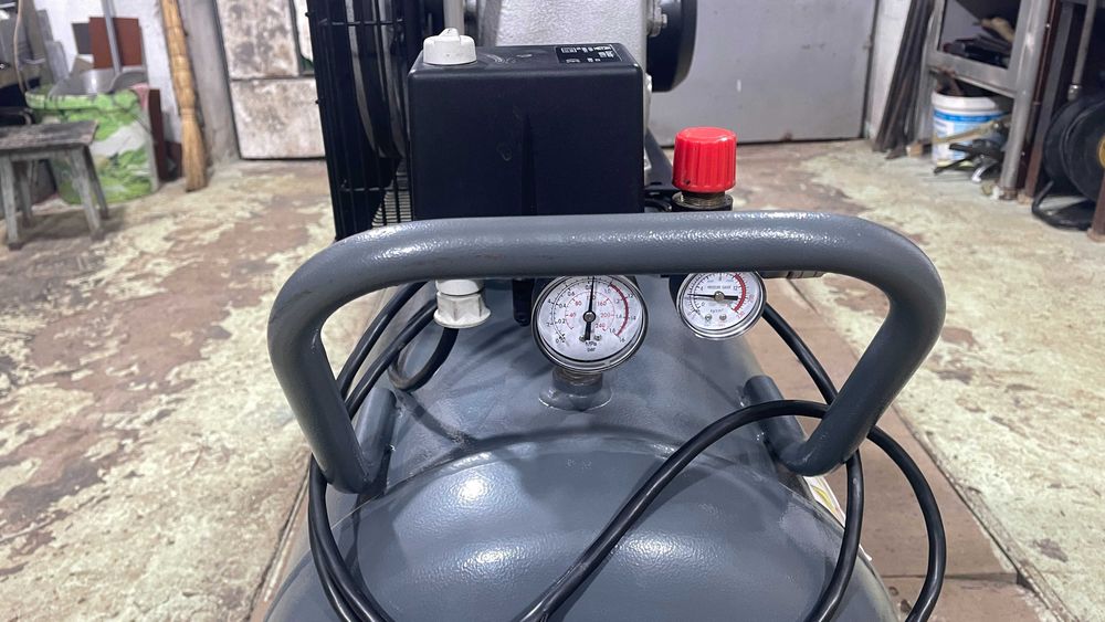 компрессор Remeza СБ 4/С-100 LB 30