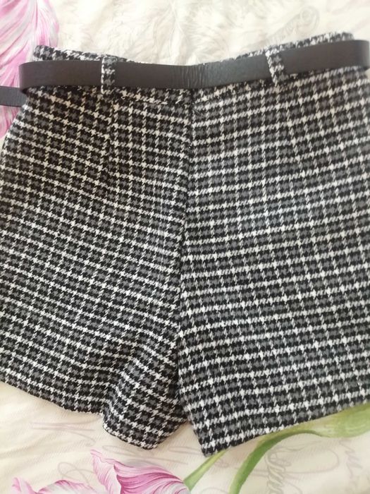 Юбка-шорты новые, 44 размер