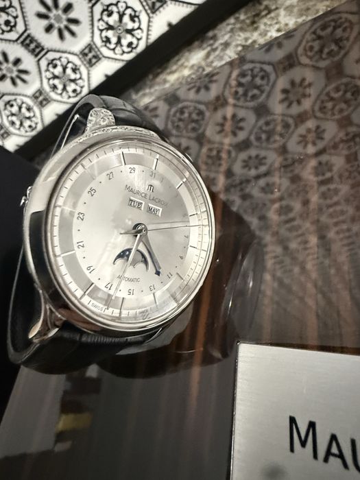 Maurice Lacroix Les Classiques Phases de Lune Automatic