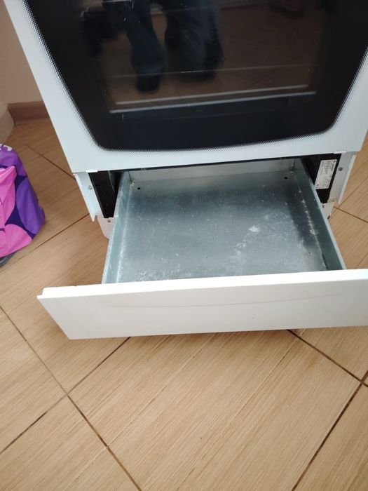 Продам газовую плиту Гефест