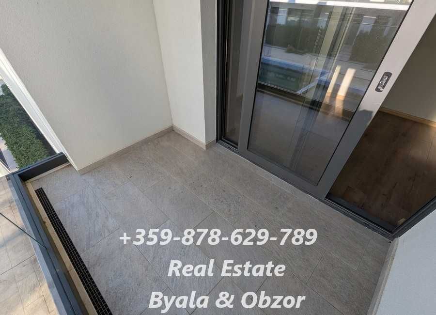 Продава се Тристаен апартамент в Обзор - 95 кв.м за 872 €/кв.м - Снимка #17