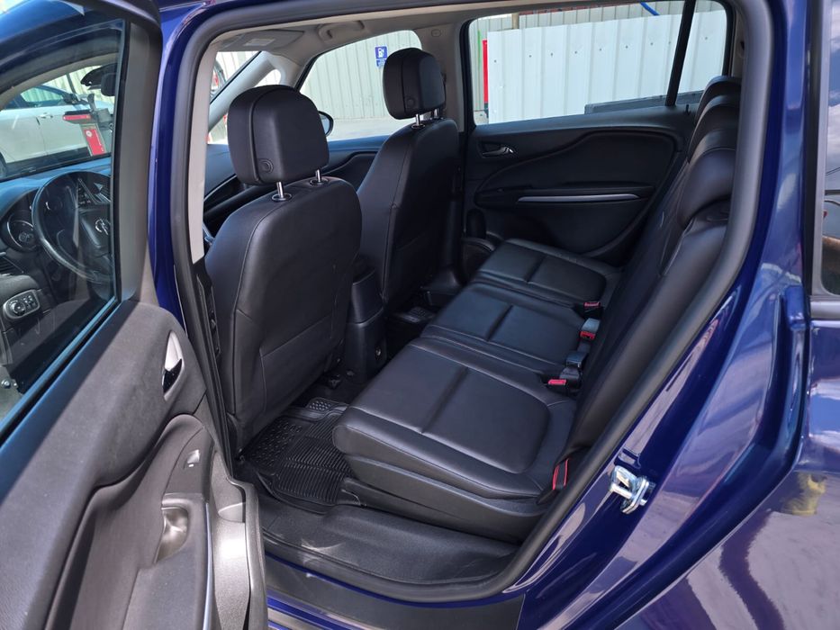 Opel Zafira An 2014  motor 1.9 diesel  7 locuri automata