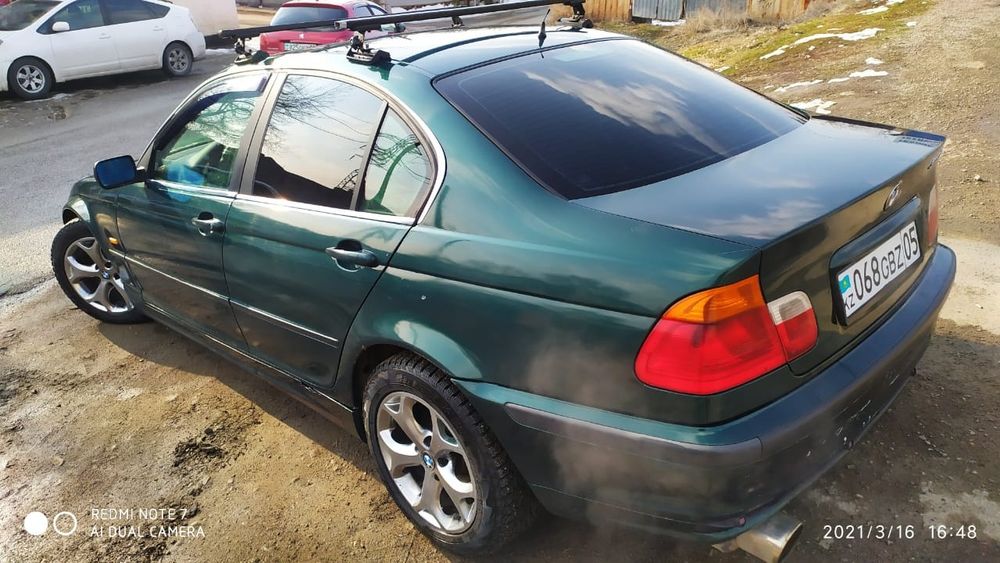 Срочно продам BMW 320I