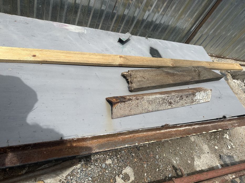 Двери железные