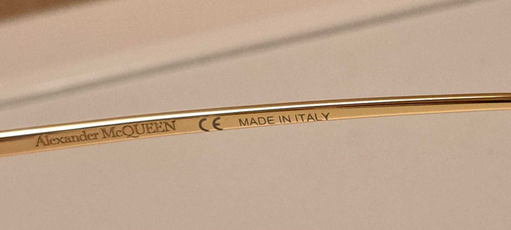 Ochelarii soare Dama Alexander McQueen Italy Produs nou