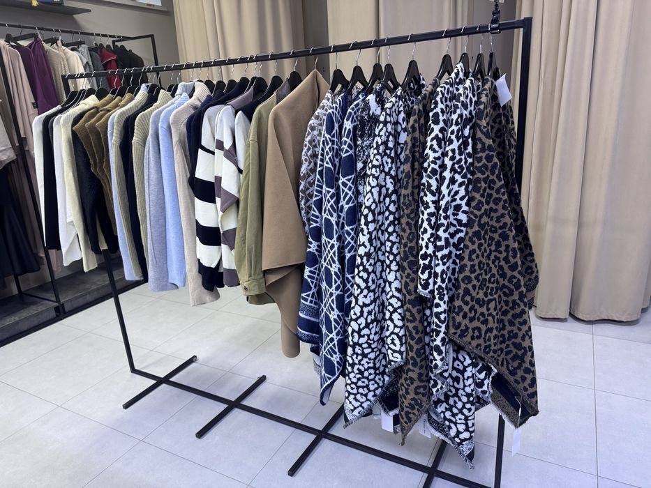 Продется стойка для одежды