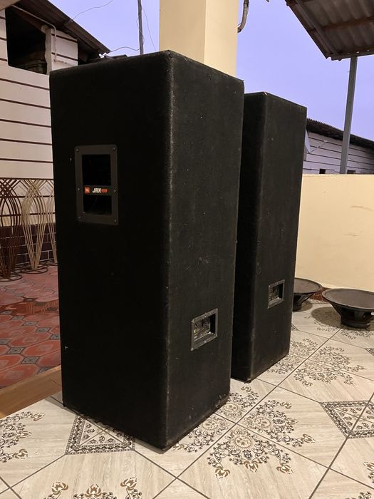 Корпуса от колонок JBL JRX 100