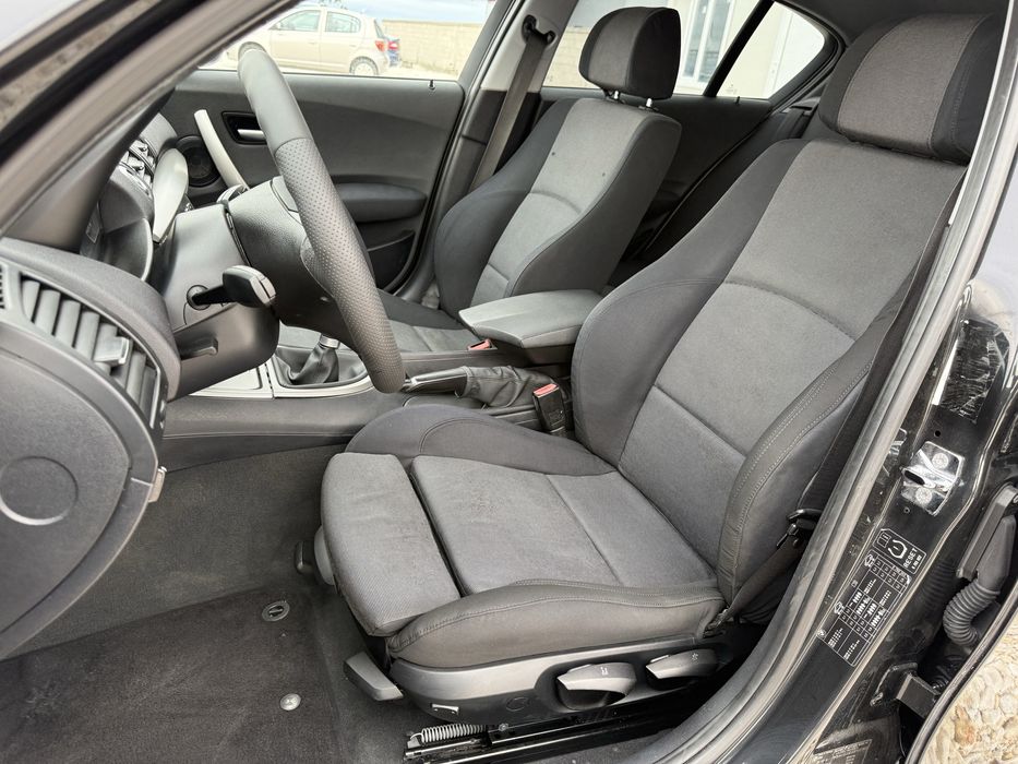 BMW E87 120D 163к.с RECARO / XENON