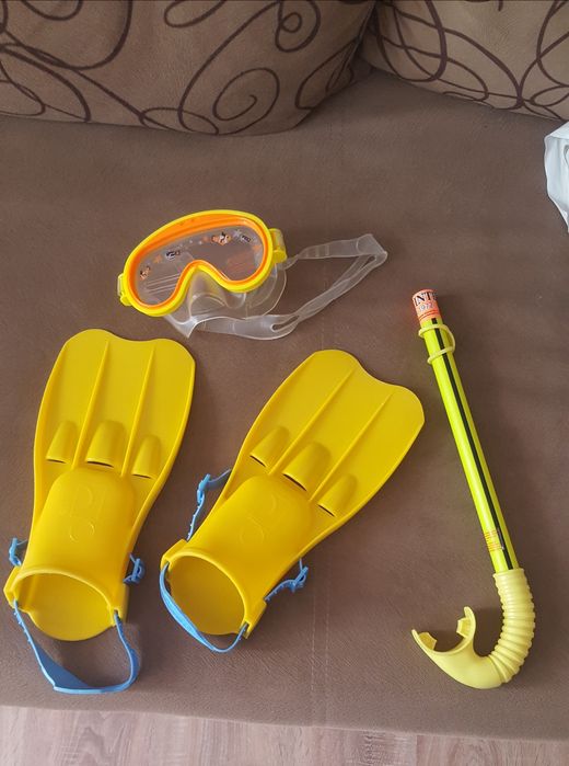 Set scufundari / labe , ochelari , tub aer inot
