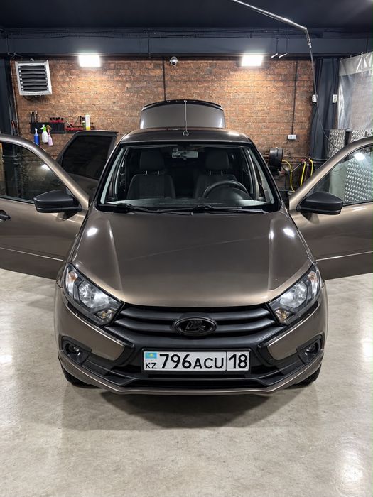 Продам Lada Granta FL