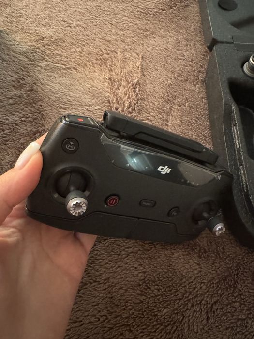 Продам  дрон Dji spark