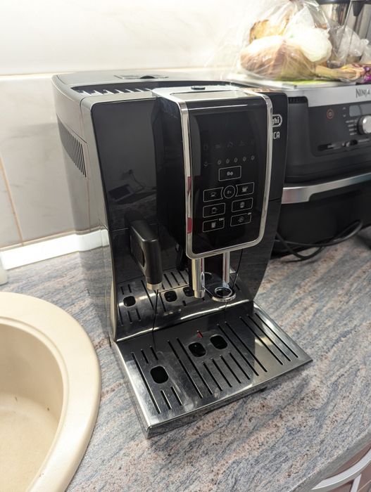 Espressor Delonghi Dinamica ECAM 350.50B