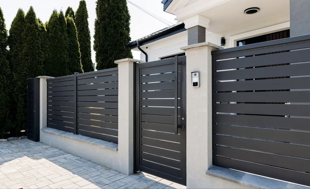 Garduri tip jaluzea , porti pietonale/auto