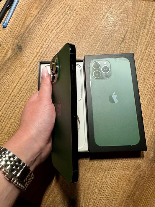 iPhone 13 Pro Max Alpine Green