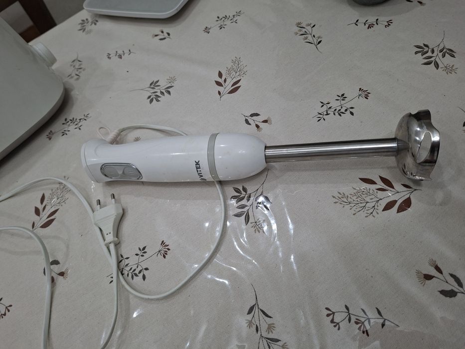 Разная кухонная утварь