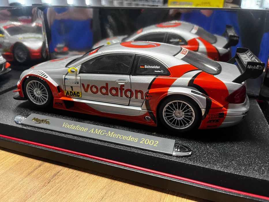 Колекционерки модел метална количка MAISTO MERCEDES CLK DTM 2002г
